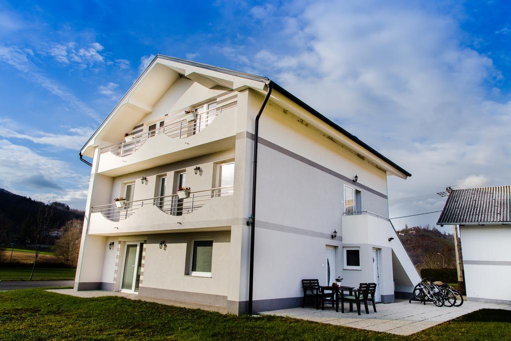 Apartments Ema Podčetrtek Екстериор снимка