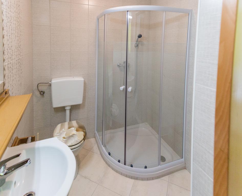 Apartments Ema Podčetrtek Екстериор снимка